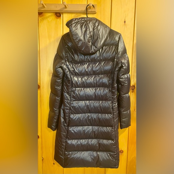 Gently used Nike Sportswear long 550 down fill puffer coat. Missing belt. - Picture 2 of 11